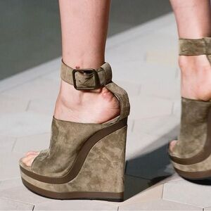 Elegant Olive Wedge Sandals